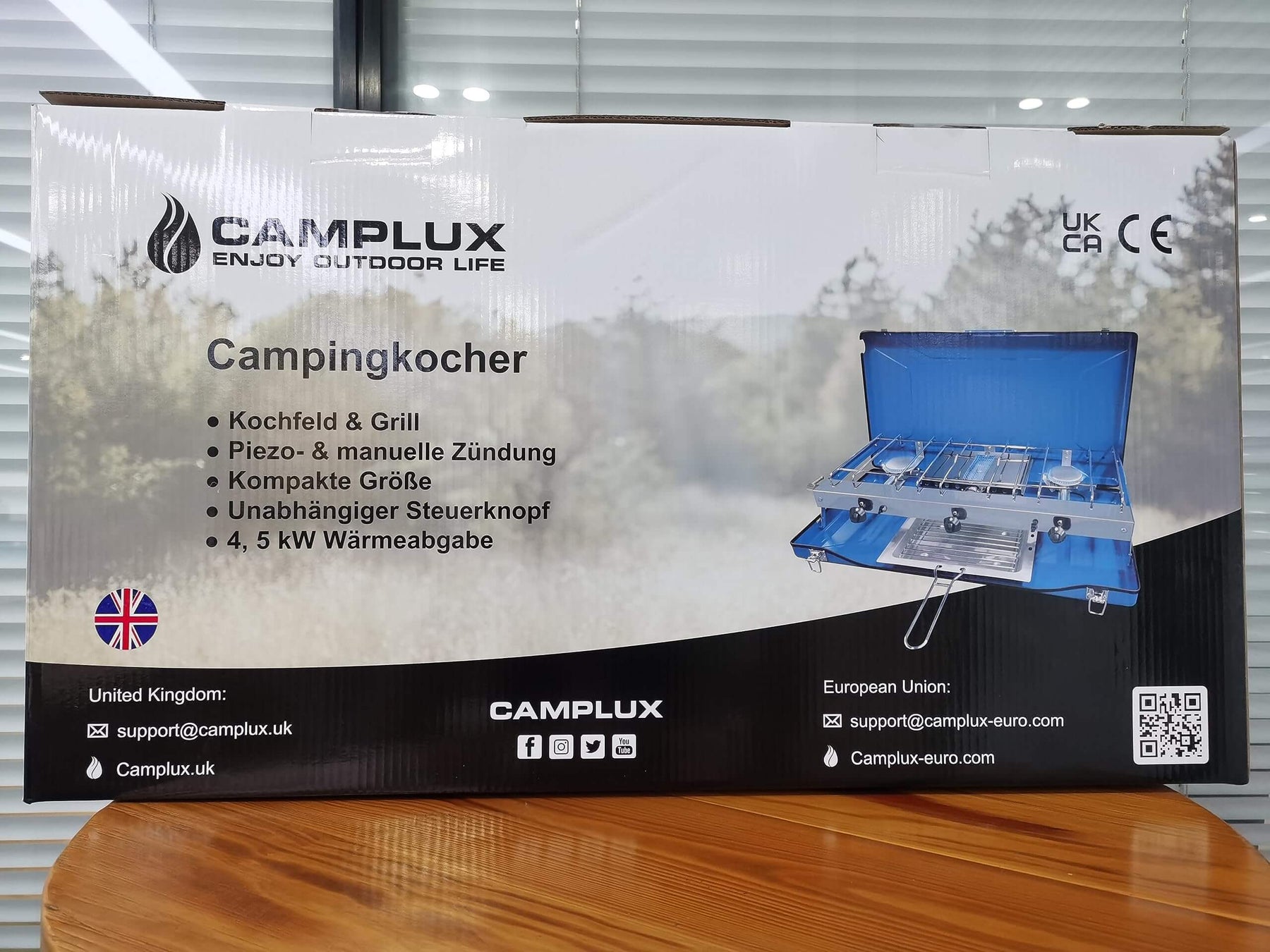 Camplux JK-5330 Campingkocher, 3 Brenner mit Deckel, Camping-Gaskocher, 4,5 kW, Butan/Propan, 30/37 mbar, geeignet 